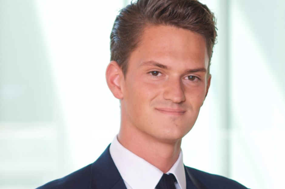 Nando Dons, recruiter BarentsKrans: Je hebt maar één kans om een eerste indruk te maken, so it better be good! Nando Dons, recruiter BarentsKrans: Je hebt maar één kans om een eerste indruk te maken, so it better be good!